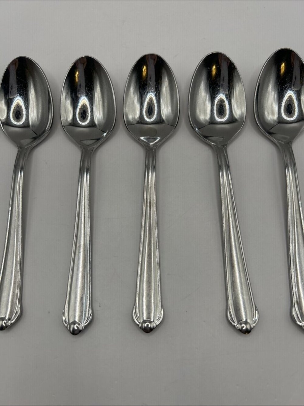 7 Mikasa Classico Satin Teaspoons 18/8 Stainless Gerald Patrick 6.25" Spoons - Picture 3 of 16
